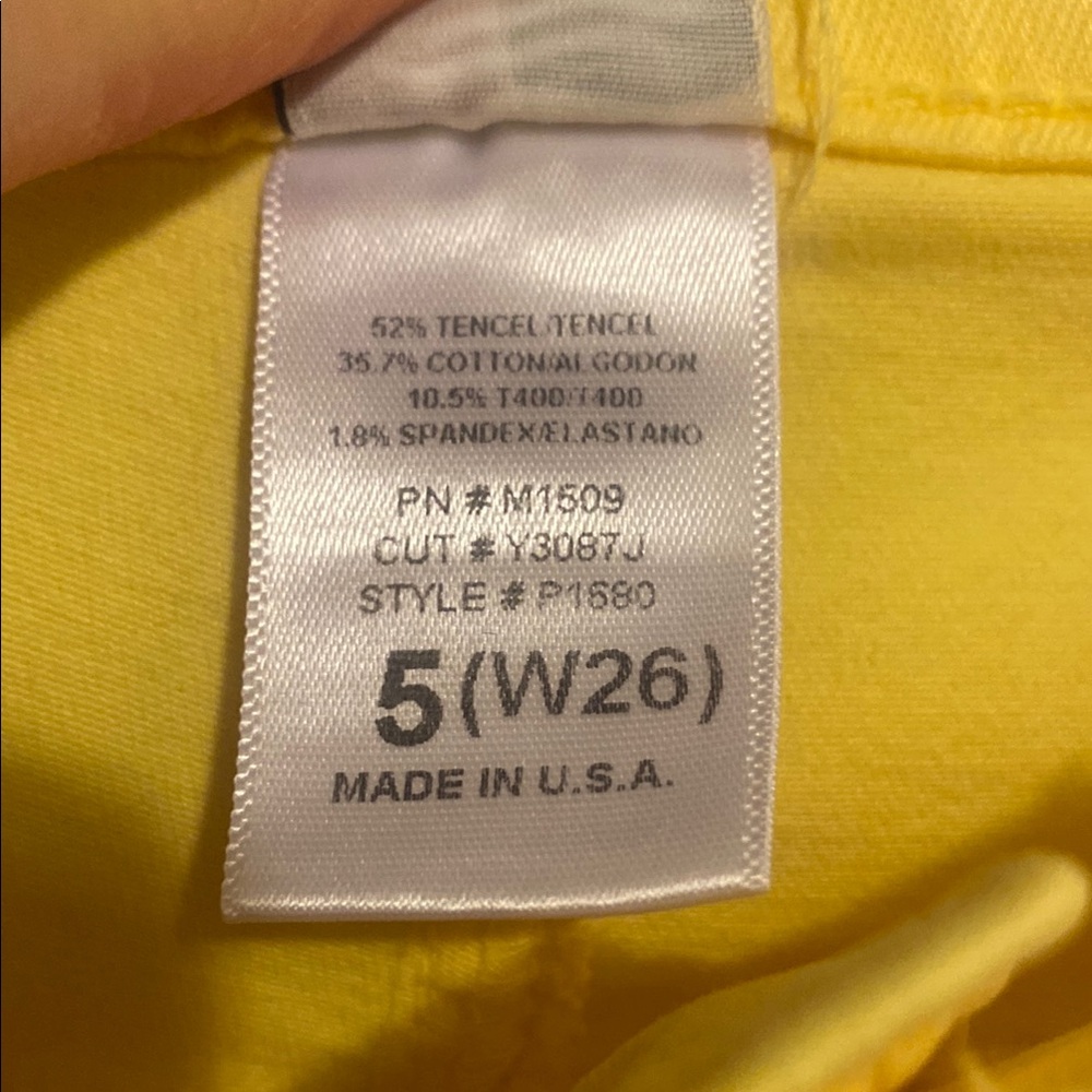 Fashion Nova Yellow Skinny Distressed Jeans - Picture 4 of 8